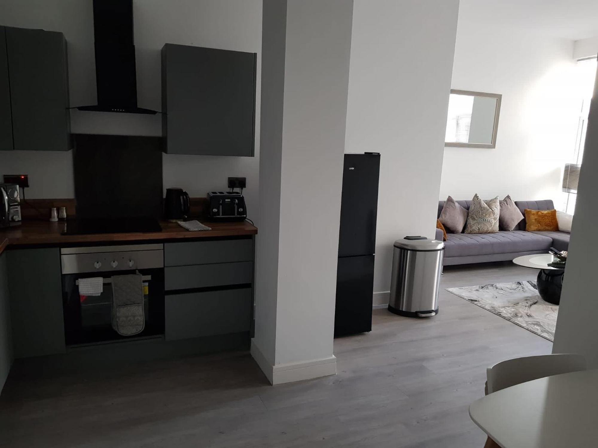 Kingdom Apartment *