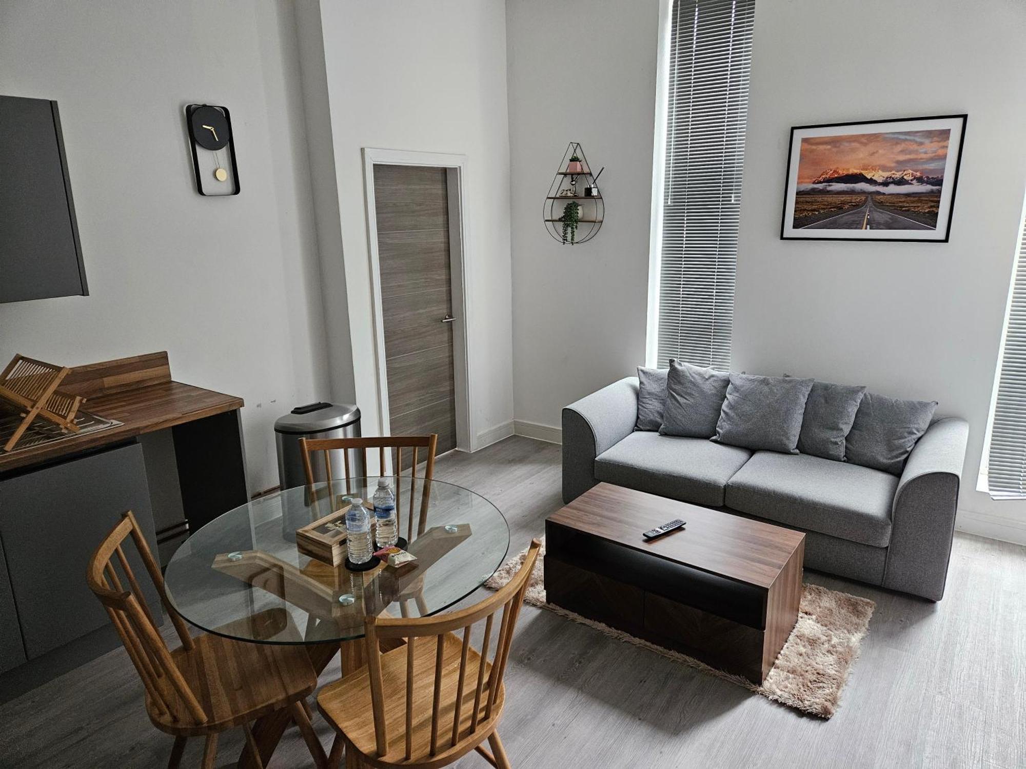 Kingdom Apartment Wolverhampton