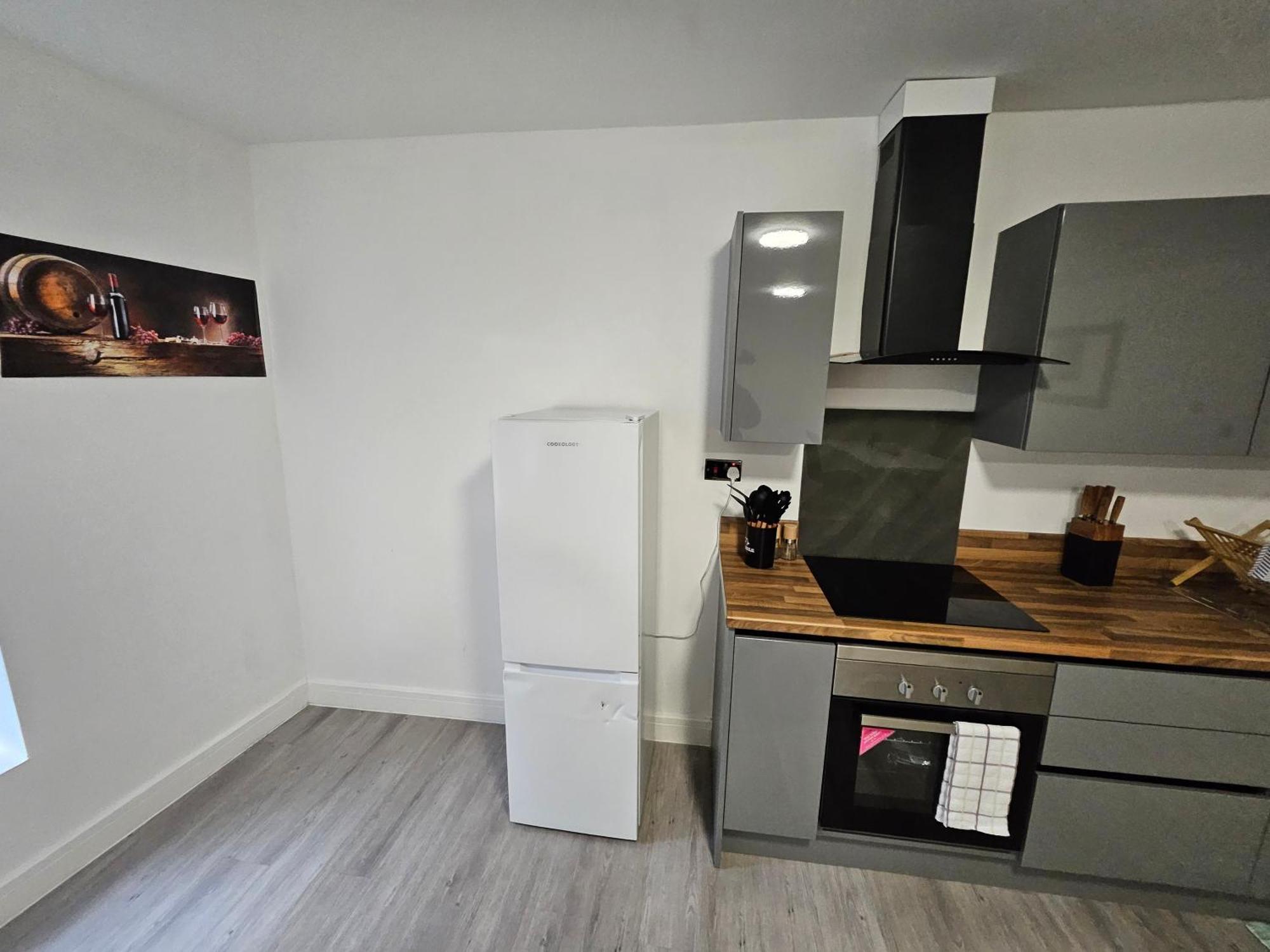 Kingdom Apartment